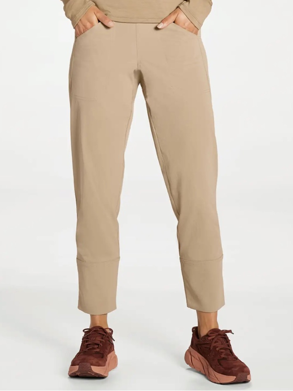 HOKA Women's Transport Pant (Style ID: 1128265)